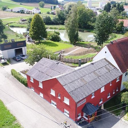 Zur Dorfmuhle Hostel Aislingen Exterior photo