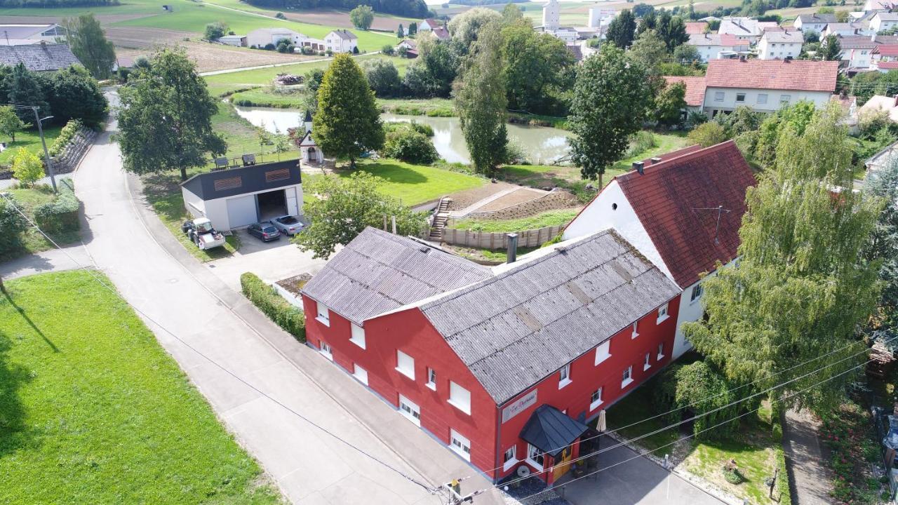 Zur Dorfmuhle Hostel Aislingen Exterior photo